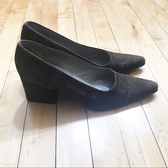 Prada Brown Suede Block Heel Pump Sz 40/10 - Picture 3 of 7